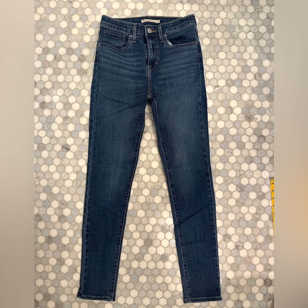 Levi’s 721 High Rise Skinny Jeans